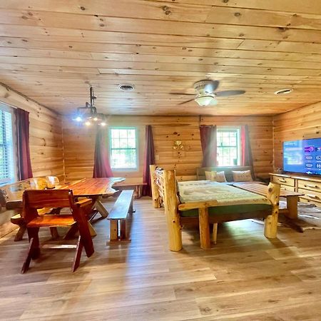 Villa Wild Reindeer 5Min From Parkway Hottub Firepit Sevierville Exterior foto