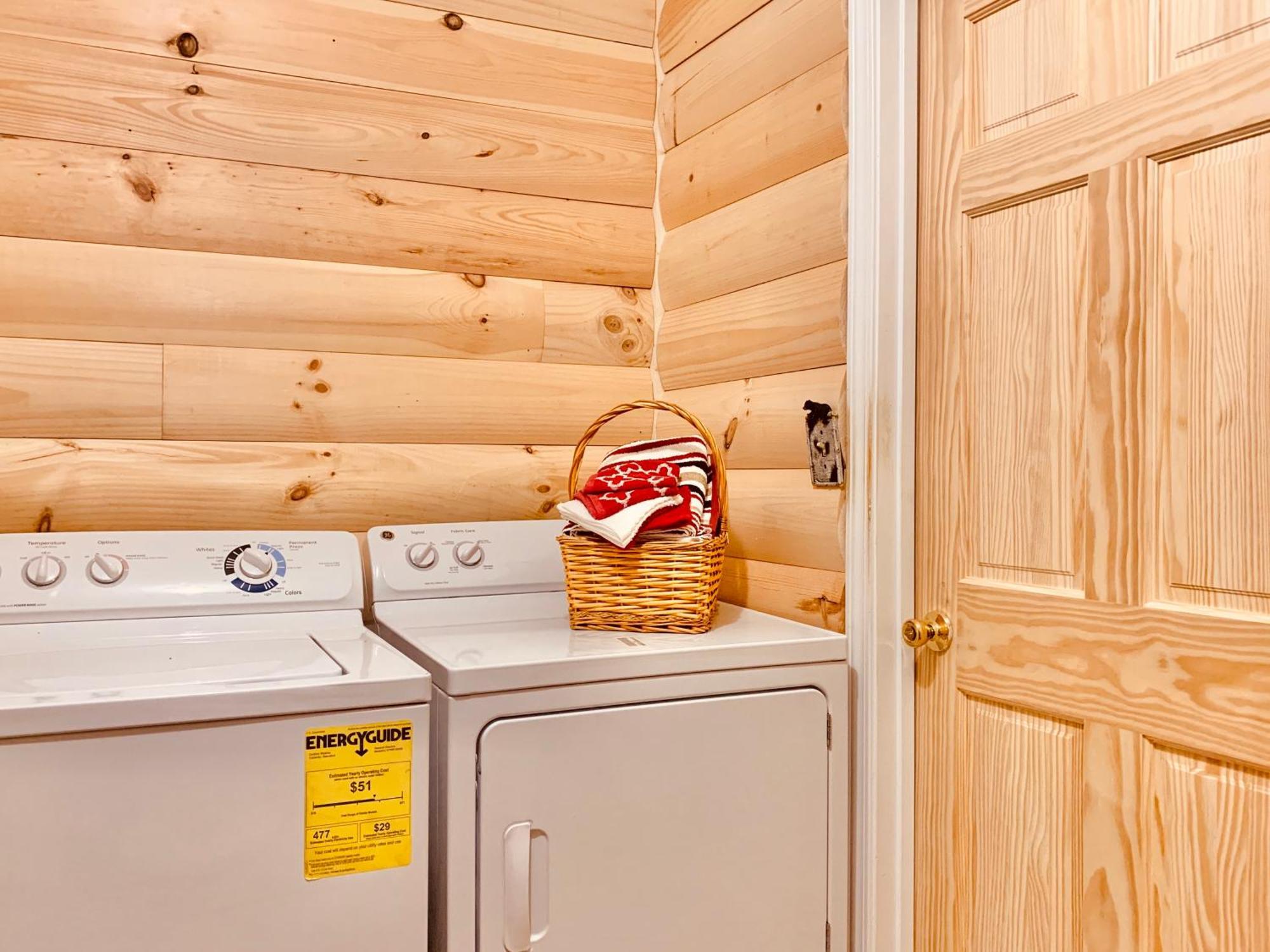 Villa Wild Reindeer 5Min From Parkway Hottub Firepit Sevierville Exterior foto