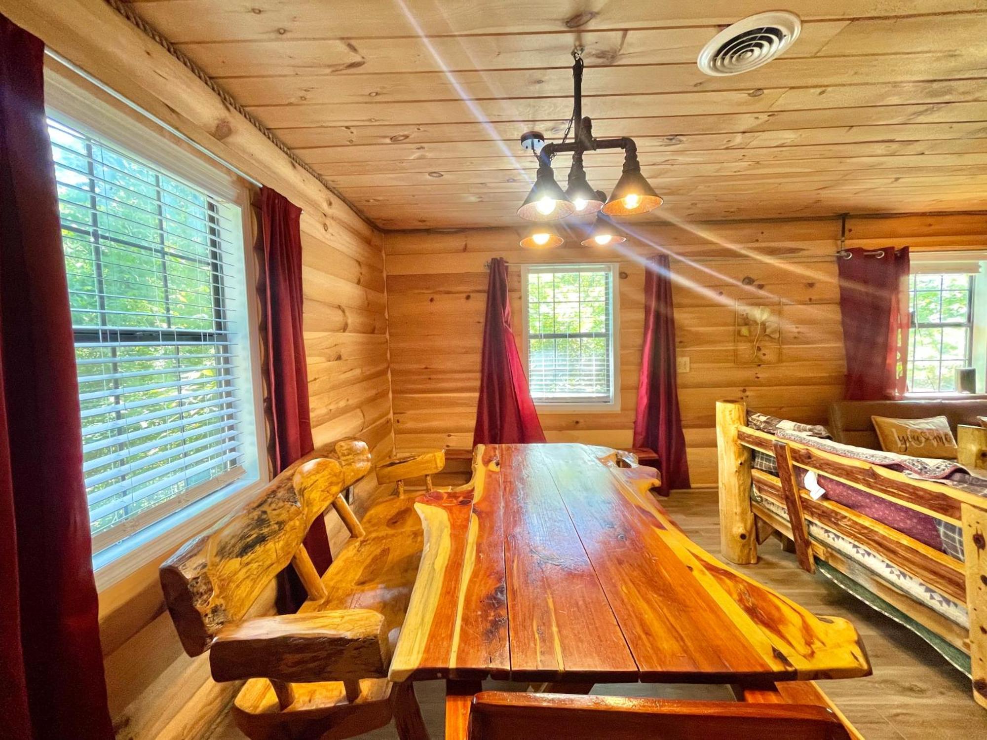 Villa Wild Reindeer 5Min From Parkway Hottub Firepit Sevierville Exterior foto